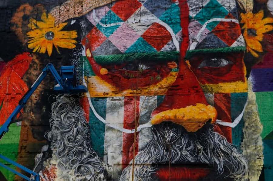3-Hour Urban Arts Walking Tour - Olympic Boulevard murals: where the tour’s big wow moments live