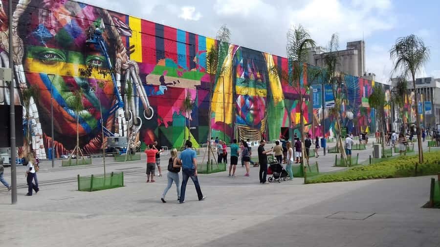 3-Hour Urban Arts Walking Tour - The 6-year project behind the walk: why the art has context