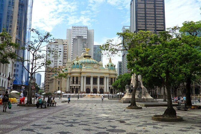 8-Hour Private Guided Tour in Rio de Janeiro - Cinelandia: Downtown’s busiest square, good for quick orientation