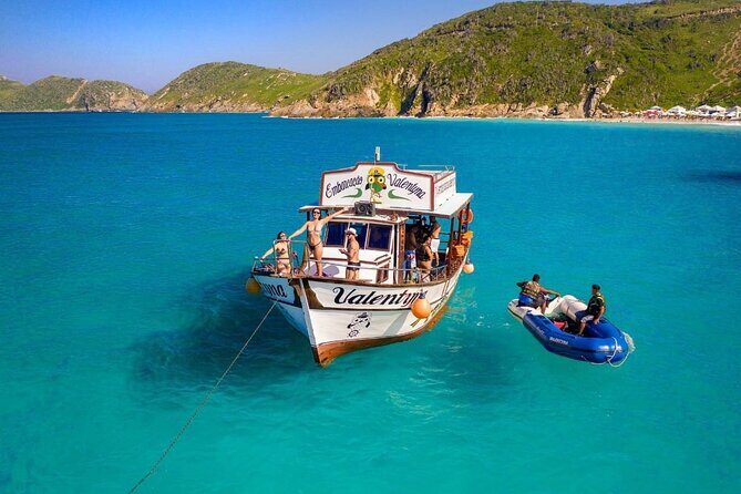 A Day in Arraial do Cabo Guided Tour - Getting to Arraial do Cabo: start early, stay patient
