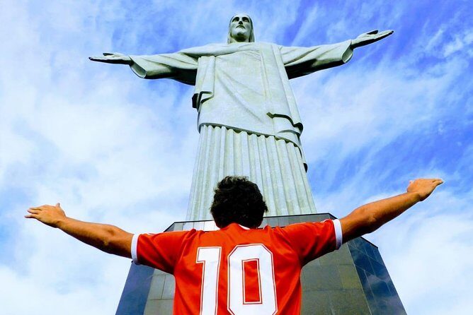 A Day in Rio de Janeiro: City Tour Complete - Maracanã and the Sambódromo: Sports and Samba Between Big Events