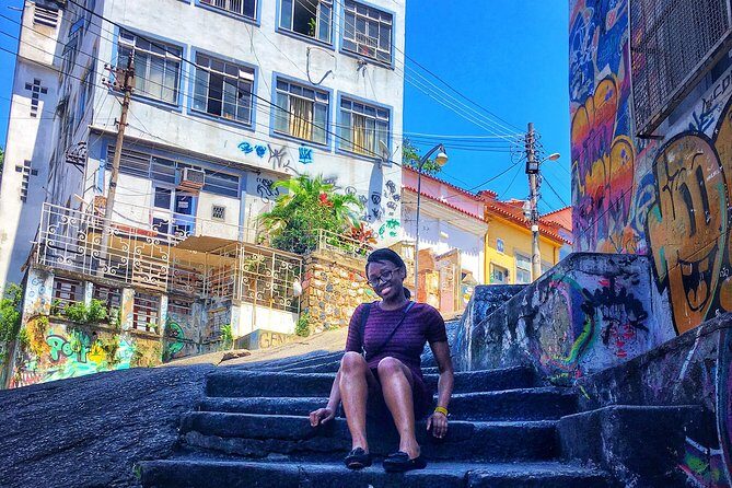African Heritage: Gastronomy and Musicality Experience - Largo de São Francisco da Prainha at sunset: the music keeps going