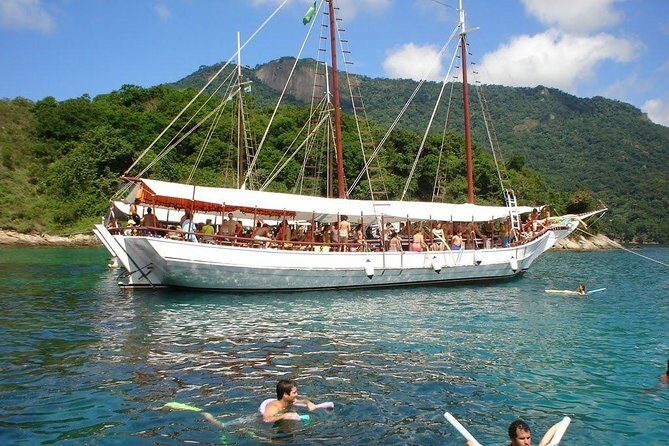 Angra dos Reis and Ilha Grande, Boat Ride from Rio Lunch and Transport - Ilha Grande Lunch: Buffet Food You Can Actually Count On