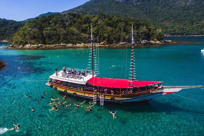 Angra dos Reis and Ilha Grande Tour in an Adventure Day - Araçatibinha Beach: quick, calm water with forest all around