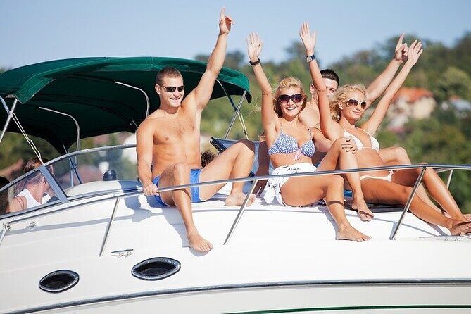 Angra & Ilha Grande From Rio: Boat Tour With Barbecue and Drinks - Stop-by-stop: Ilha Grande and the lagoon time that makes the day