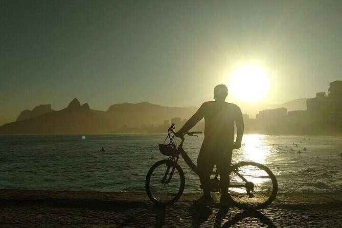 Bike Tour Of Rio – Beaches and Lagoon - What to expect on the bike: traffic, bumps, and keeping it comfortable