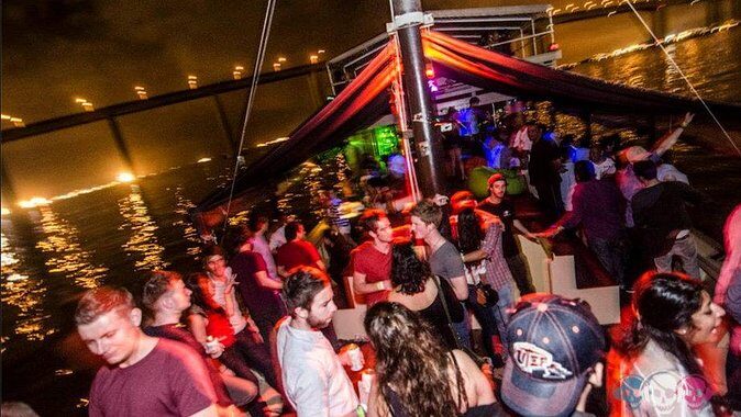 Boat Party by Night in Rio de Janeiro Admission & Transfer - Who This Boat Party Is Best For (and Who Should Skip)