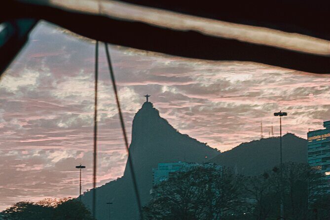 Brunch & Sunset Cruise with Capirinha in Rio - Sailing Guanabara Bay: Christ the Redeemer to Sugar Loaf, the easy way