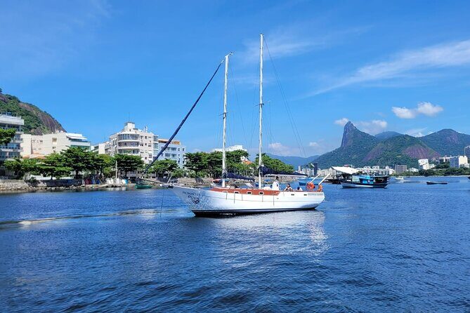 Brunch & Sunset Cruise with Capirinha in Rio - Swim time in the bay: why people love this part (and when you’ll want it)