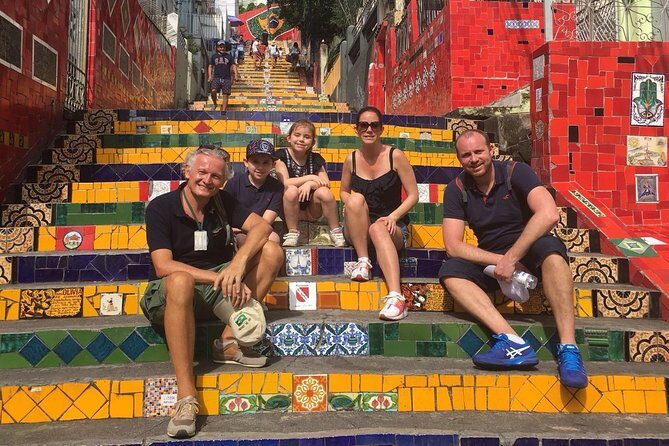 Centro Historico and Lapa - Santa Teresa Walking, Historical and Bohemian Tour - Cinelandia Square: Big Opera House Energy Before You Even Reach the Old Town