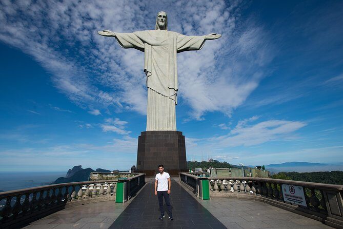 Christ Redeemer Private Tour with a Photographer - Corcovado: seeing Christ at the right altitude