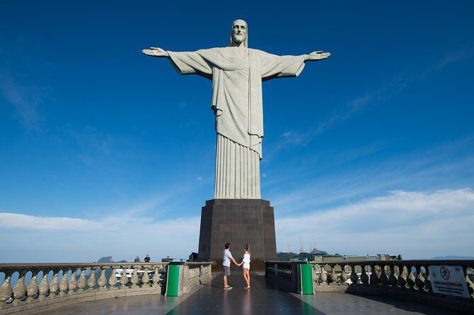 Christ Redeemer Private Tour with a Photographer - Time, transport, and a truly easier flow