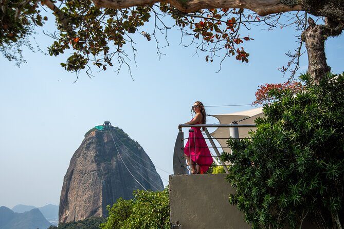 Christ Statue and Sugarloaf Private Tour with a Photographer - Optional helicopter ride from Urca: when it’s worth the splurge