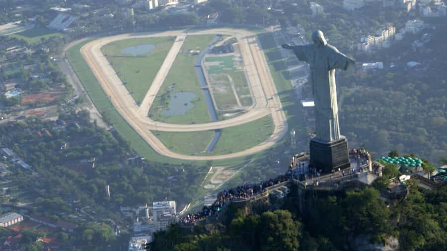 Christ the Redeemer and Escadaria Selarón Half-Day Tour - Who should book this tour (and who should skip it)