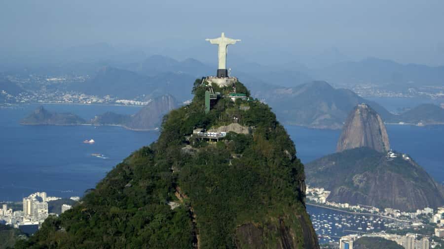 Corcovado and Sugarloaf Mountain Full-Day Tour - Sugarloaf Mountain Cable Car: The morning wow that anchors the day