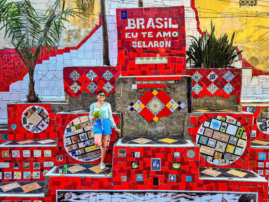 Corcovado, Sugarloaf Mountain, and Selarón Steps 6-Hour Tour - Urca neighborhood and Sugar Loaf: the two-stage cable car moment