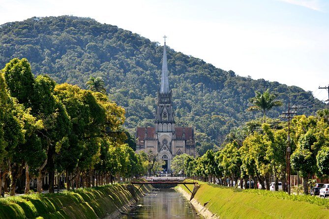 Day Trip to Petrópolis from Rio de Janeiro - Rua Teresa and the chocolate stop: the part you should understand first