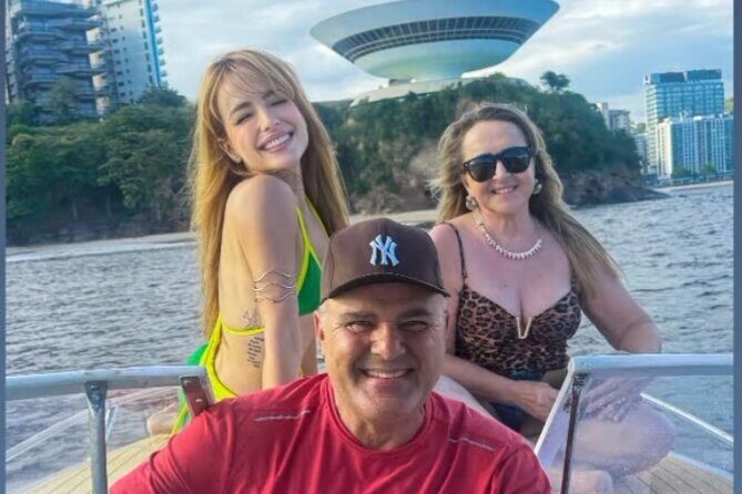 DE Lancha Tour in Rio DE Janeiro with Beer and Snacks - Flamengo and Urca Views: A Good Warm-Up Before the Big Stops