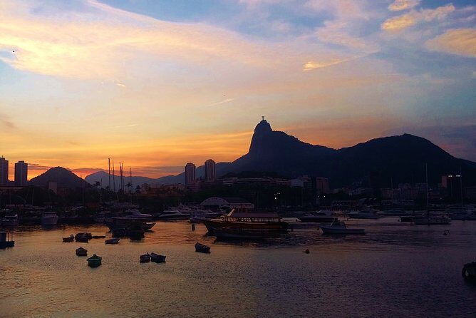 Discover the Best Sunset in Rio de Janeiro with Hotel pickup and drop-off - Group size and comfort: what the minivan setup means