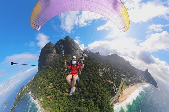 Double flight from Parapente in Pietra Bonita in Rio de Janeiro - Landing, Time in the Air, and Getting the Best Views