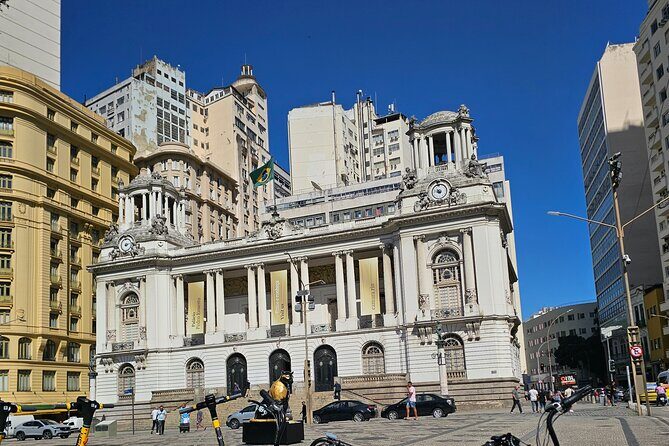 E-Bike Tour: Local Guide, Historic Center to Ipanema - Lapa Arches, Selarón Steps, and the Bayfront View Run