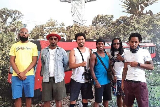 Explore the history and culture of Favela da Rocinha - Learning Rocinha’s history and culture from street level