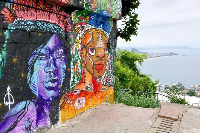 Favela Jeep Tour to Rocinha and Capoeira with Local Culture - The ride to Rocinha: why the 4x4 matters