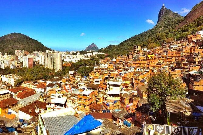 Favela Santa Marta Tour - Key Things You’ll Notice Right Away