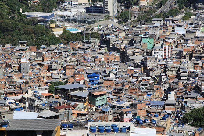 Favela Tours - The View Stops: Getting Panoramas Without Feeling Like You’re Watching From Afar