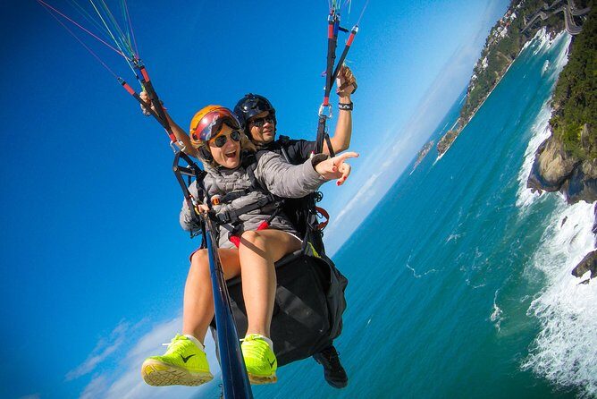 Fly from Paragliding in Rio de Janeiro - Safety and instruction: how the flight feels before you ever leave the ground