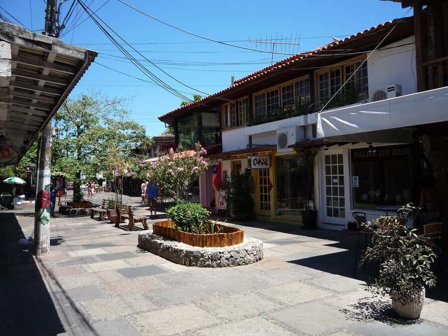From Rio: Búzios with Boat Tour and Lunch - Downtown Free Time on Rua das Pedras: How to Use Your Hours