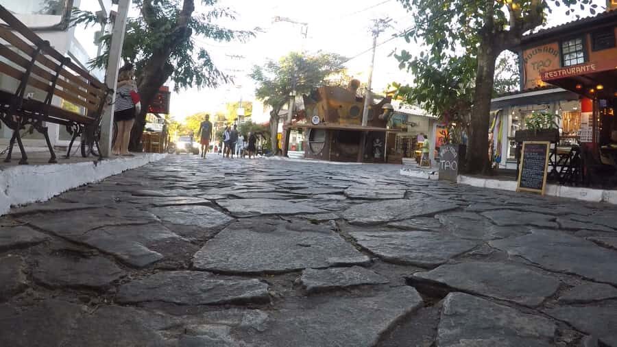 From Rio de Janeiro: Búzios Full-Day Boat Tour - Rua das Pedras free time: souvenirs, crafts, and a break from boats