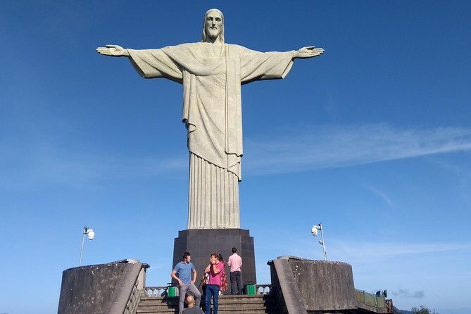 Full day sightseeing Rio de Janeiro - Cable car classics at Sugarloaf: two rides, big views