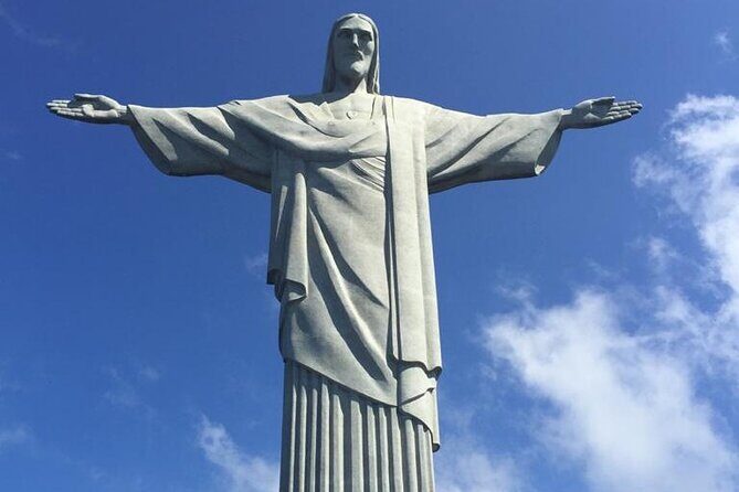 Full Day Tour in Rio Janeiro with Lunch - Marquês de Sapucaí and the Sambadromo photo moment