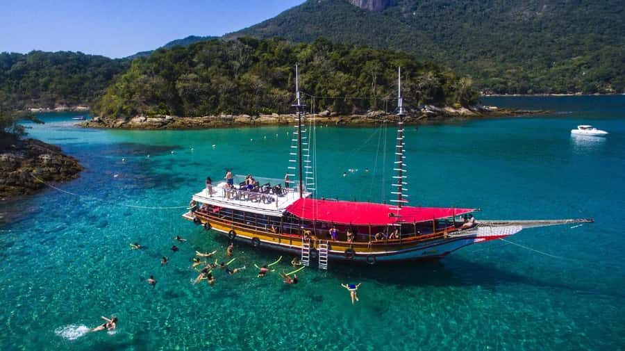 Full-Day Tour to Angra dos Reis and Ilha Grande - Lagoa Azul and Lagoa Verde: Clear-Water Swimming Stops