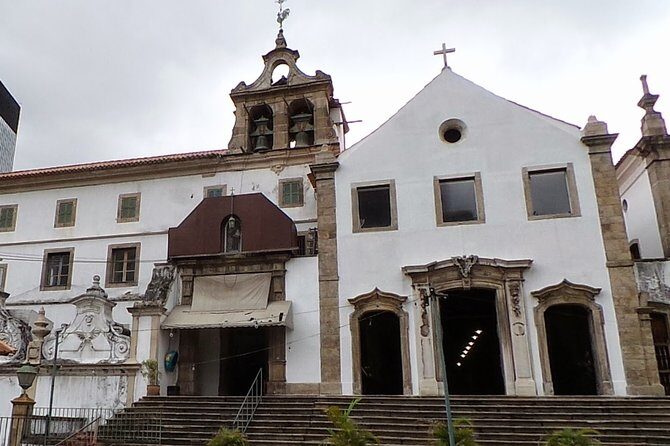 Guided Walk through the Historic Center of Rio DE Janeiro - Theatro Municipal: gold leaves, rescued art, and a 350kg eagle