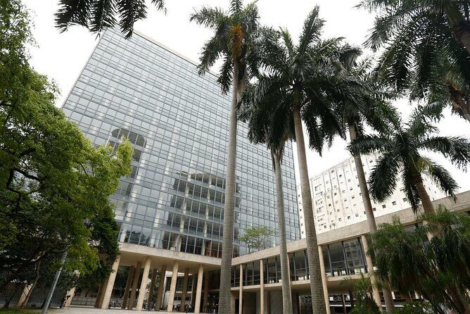 Half-Day Architecture Walking Tour in Rio - Museu de Arte Moderna do Rio: brutalism in museum form