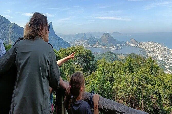 Half-Day Jeep Tour in Rio's Tijuca Rainforest and Scenic - Stop 5: the beach drive through São Conrado, Leblon, Ipanema, and Copacabana