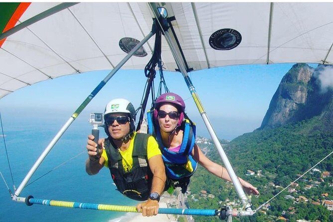 Hang Gliding in Rio de Janeiro - Fly with the best pilots ! - Check-in at Clube São Conrado de Voo Livre (what happens before you fly)