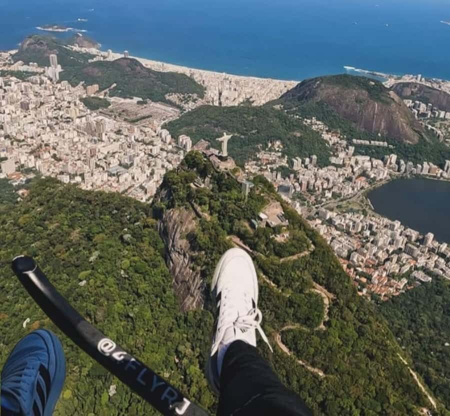 Helicopter flight no doors in Rio de Janeiro - Spot-By-Spot: The Route Over Rio in One Flying Sweep