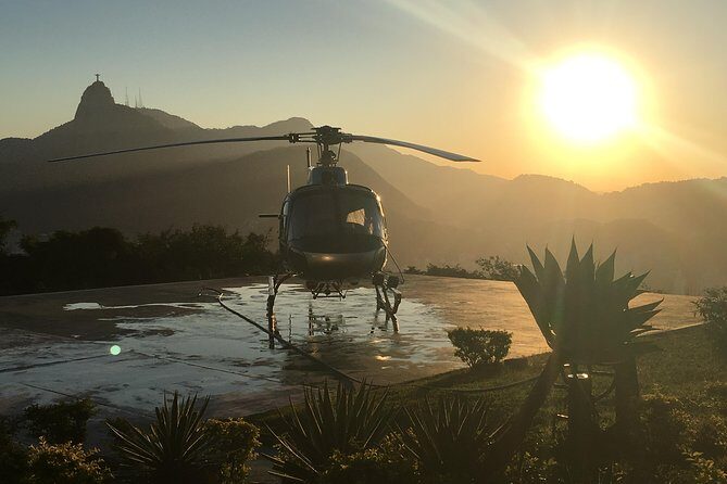 Helicopter Flight - Wonderful City - RJ (Private Flight - 4 people) - Private Flight for 4: Why the Price Can Still Make Sense