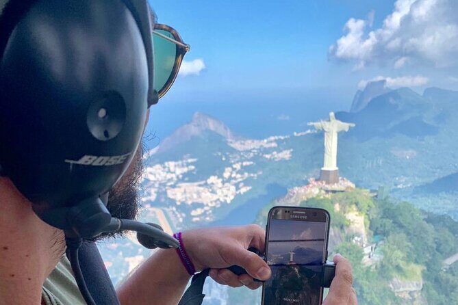 Helicopter tour in Rio de Janeiro - 25 Minutes - The Route Over Christ the Redeemer: The View That Sets the Tone