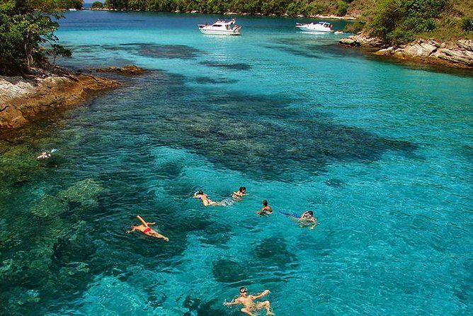 Ilha Grande Day Trip from Rio de Janeiro - Ilha Grande lunch: 1 hour on the island