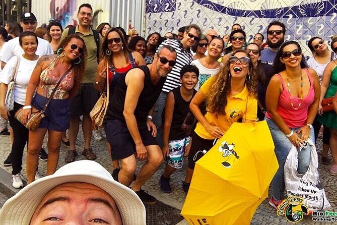 Learn the History of Rio with an Unforgettable City Center Walking Tour - Largo da Carioca and Paço Imperial: Old Streets That Still Hold Weight