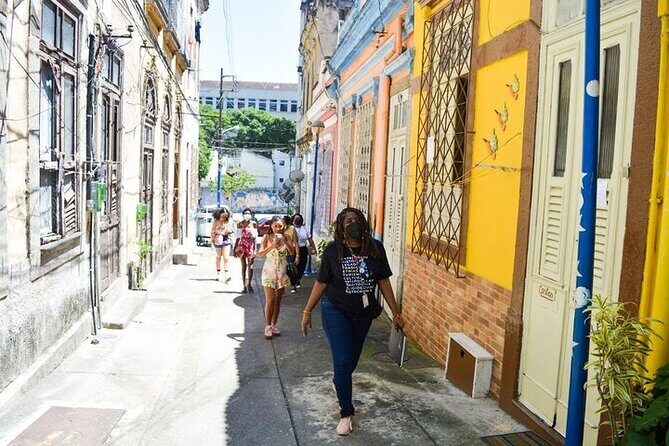 Little Africa Unveiled: Vibrant Afro-Brazilian Heritage in Rio - Stop 3: IPN (Pretos Novos) and how memory gets preserved