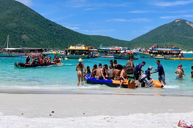 Meet the Brazilian Caribbean: Catamaran Tour to Arraial do Cabo! - Language on the Day: What Bilingual Really Can Look Like