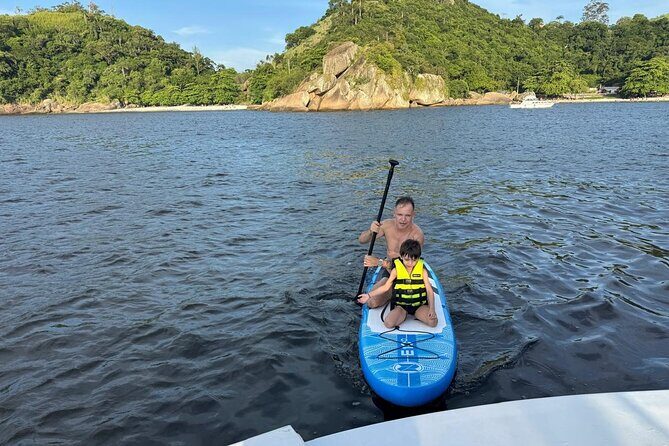Morning Boat Tour in Rio – Iconic Landmarks, Drinks and Snacks - Santos Dumont Airport and Ilha Fiscal: history you can watch in real time