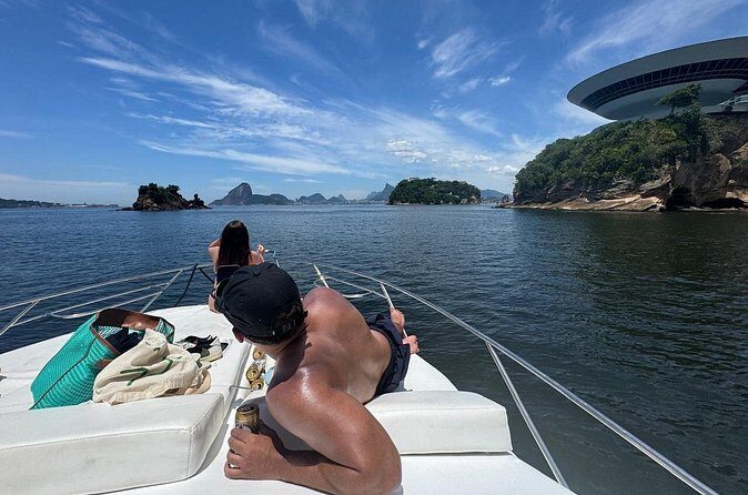 Morning Boat Tour in Rio – Iconic Landmarks, Drinks and Snacks - Niterói’s Contemporary Art Museum (MAC): the Oscar Niemeyer photo moment