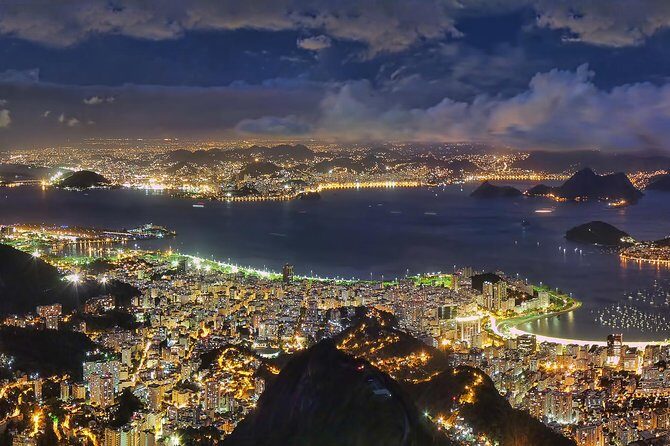 Morro Dois Irmãos Hike & Vidigal Favela Tour with Transfer - The Trail Start: Moto-Taxi Convenience You Should Expect