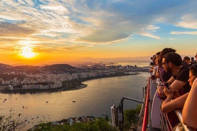 One of a Kind: Corcovado, Christ the Redeemer Tour - Air-Conditioned Vehicle and Small Comfort Wins